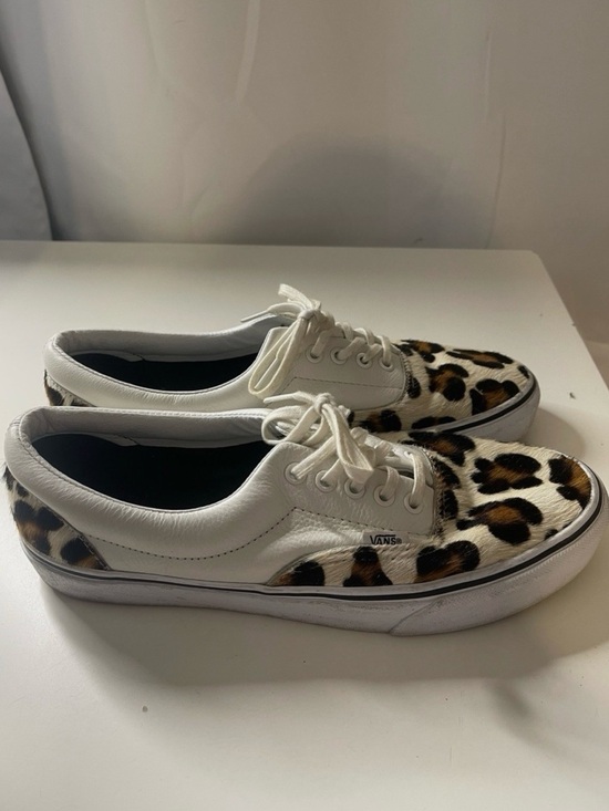Vans Low-Top Sneakers with Leopard Haircalf Panels in White and Brown